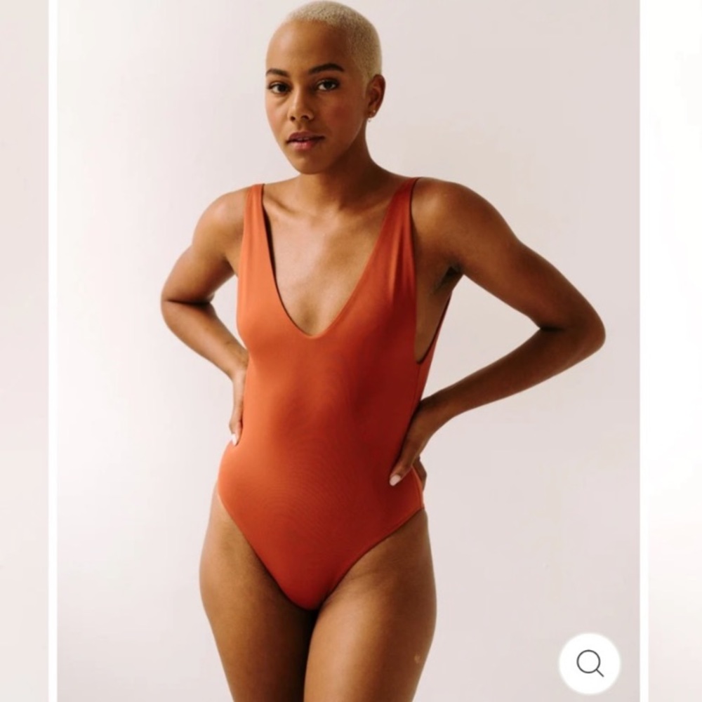 NWT Londre The Minimalist One Piece Bathing Suit